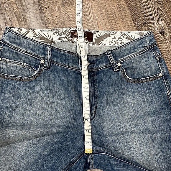 Z Cavaricci Blue Jean Bermuda Long Denim Distressed Jean Shorts Sz 6 Casual Y2K - Picture 15 of 16